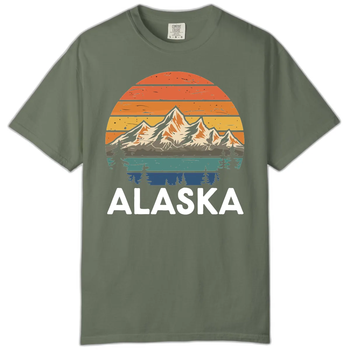 Retro Mountain Sunset Landscape Comfort Color in Moss