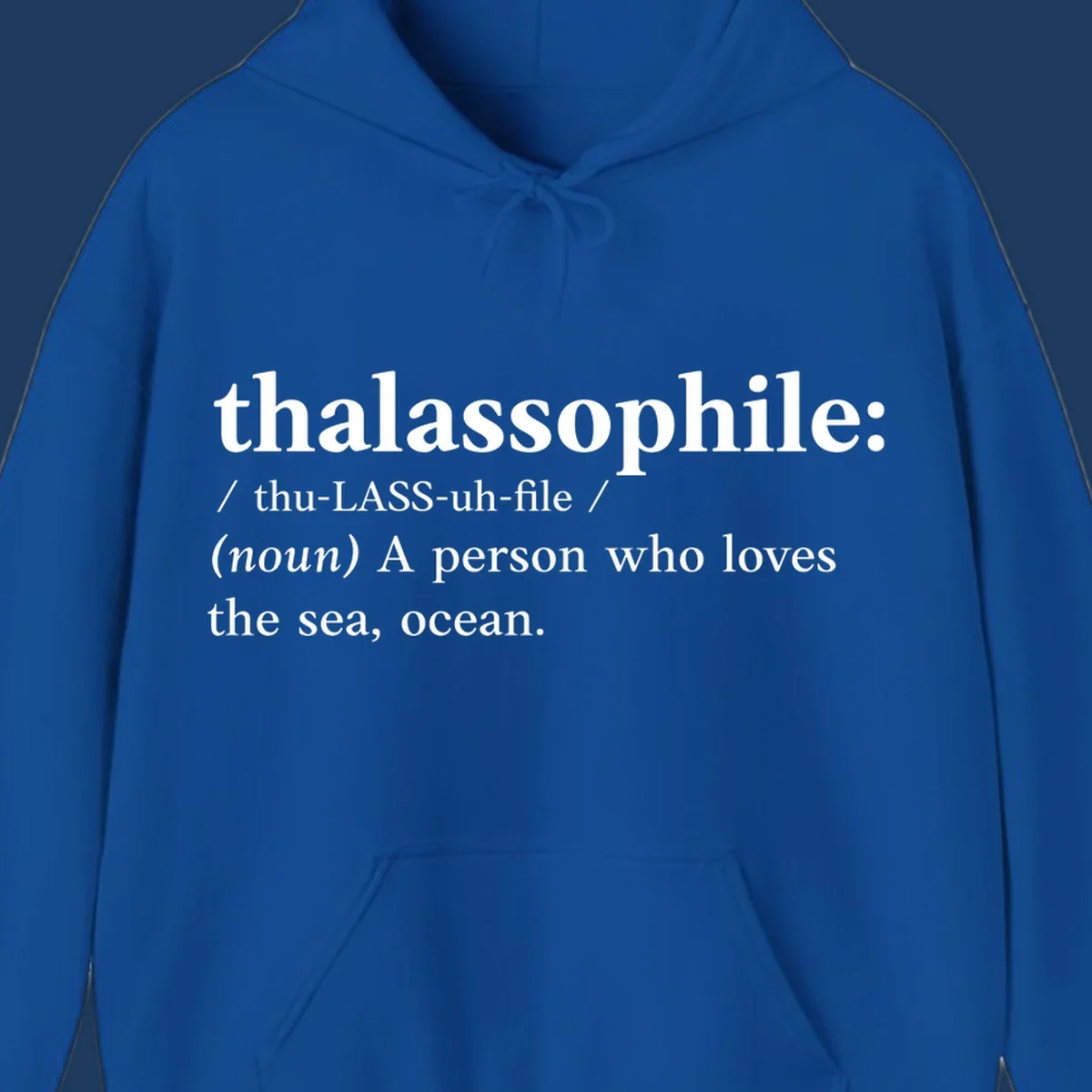 Dictionary-style definition of thalassophile, meaning a person who loves the sea and ocean, in white text on gray background