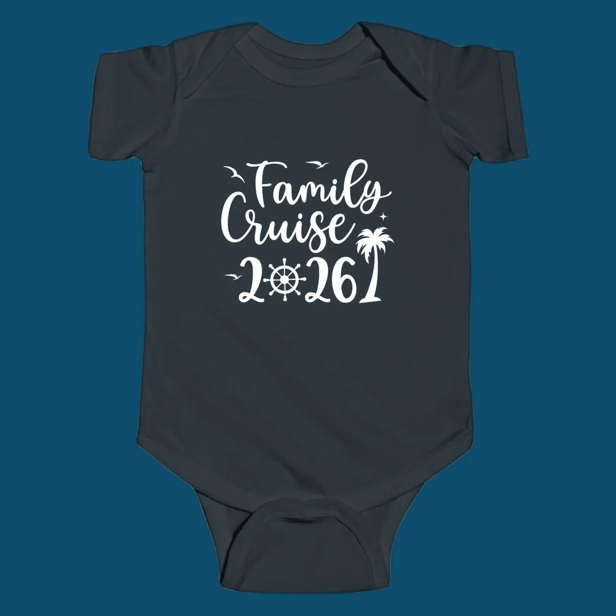 A "Family Cruise 2026" design with birds, a ship's wheel, stars, and a palm tree, celebrating a family cruise.