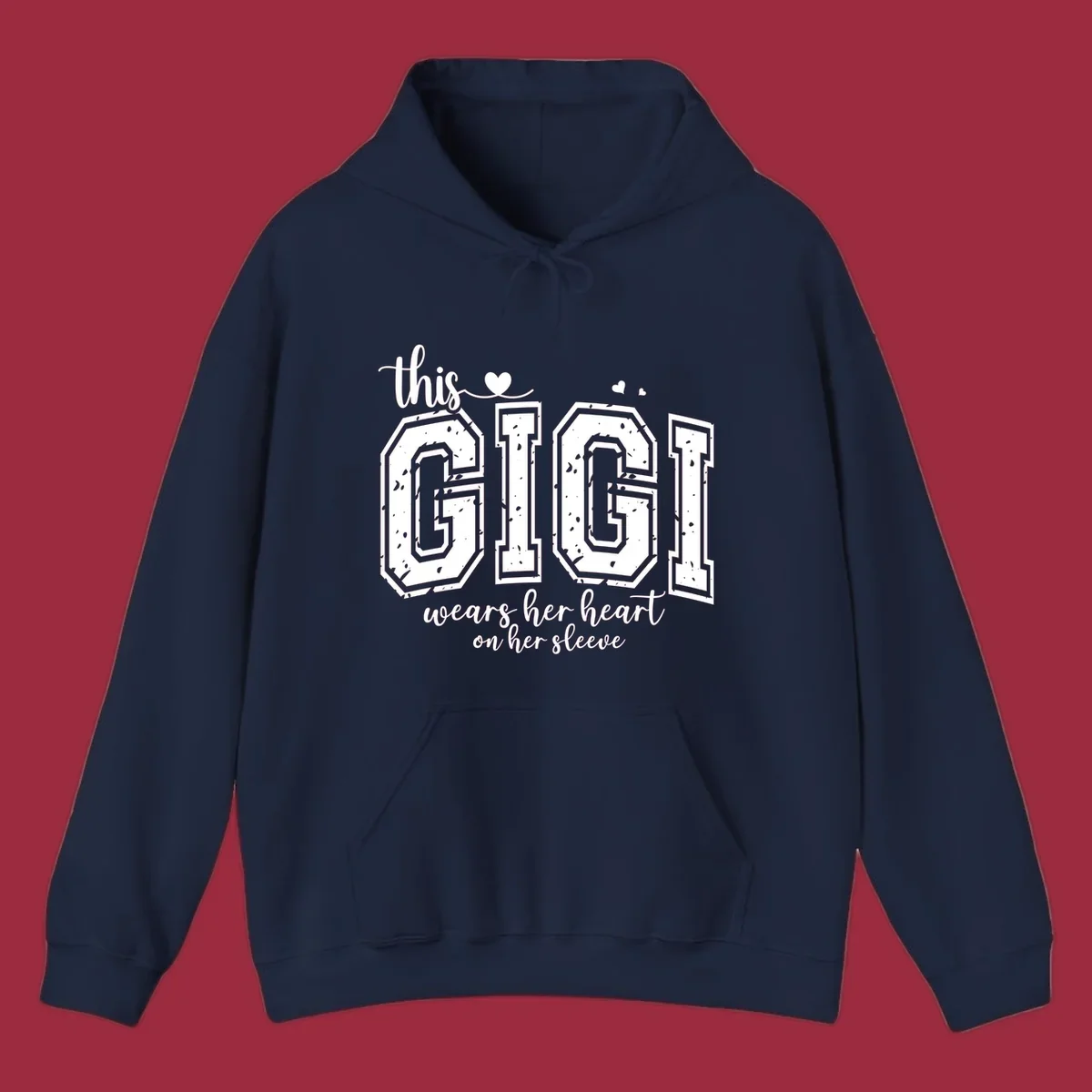This gigi wears her heart on her sleeve text and heart design