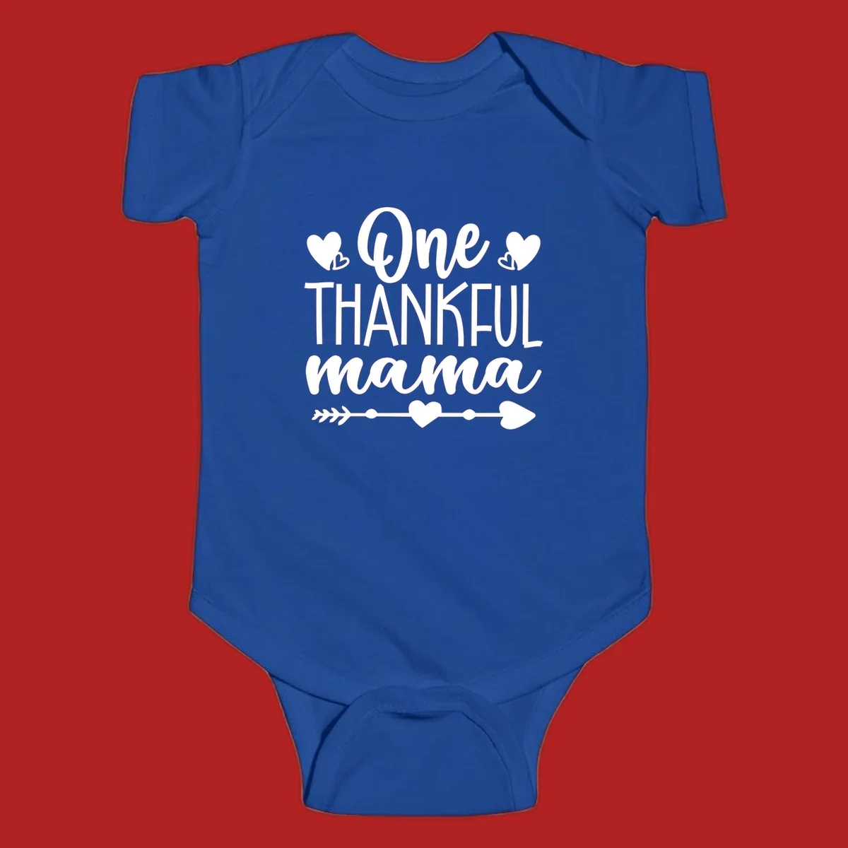 Typography design with hearts and an arrow that says "One THANKFUL mama".