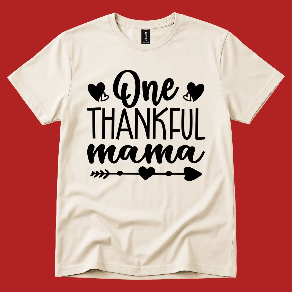 Typography design with hearts and an arrow that says "One THANKFUL mama".