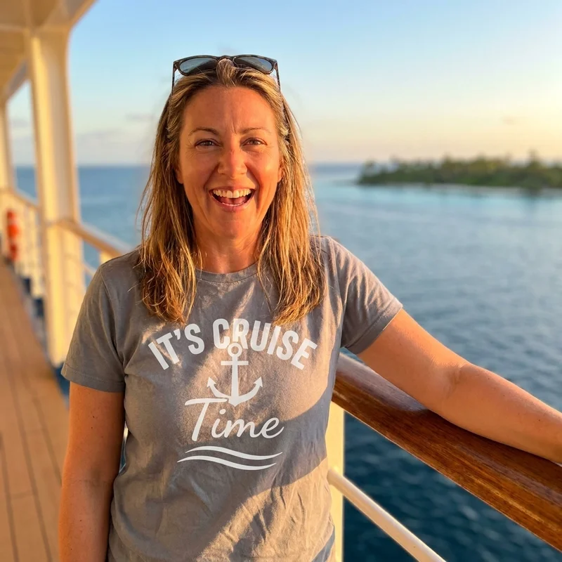 Cruise T-Shirts