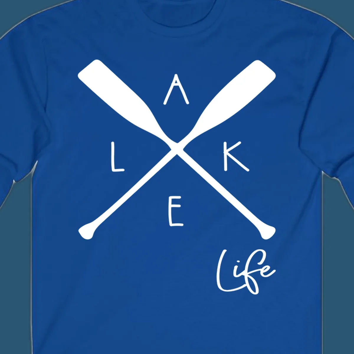 Lake life design with crossed oars and text.
