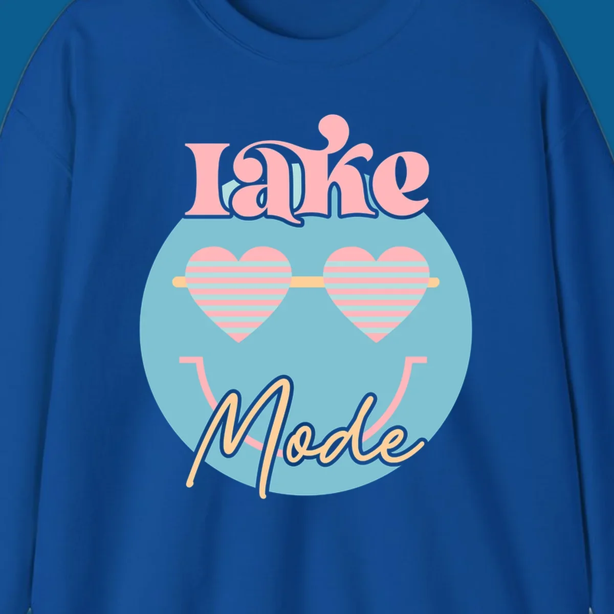 Lake Mode retro smiley face with heart sunglasses graphic