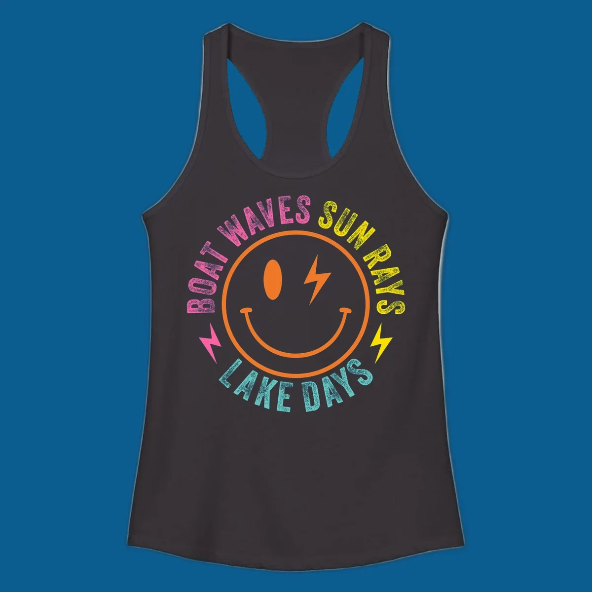 Smiley face with lightning bolt and text 'BOAT WAVES SUN RAYS LAKE DAYS' in a circle. Lake-life smiley.