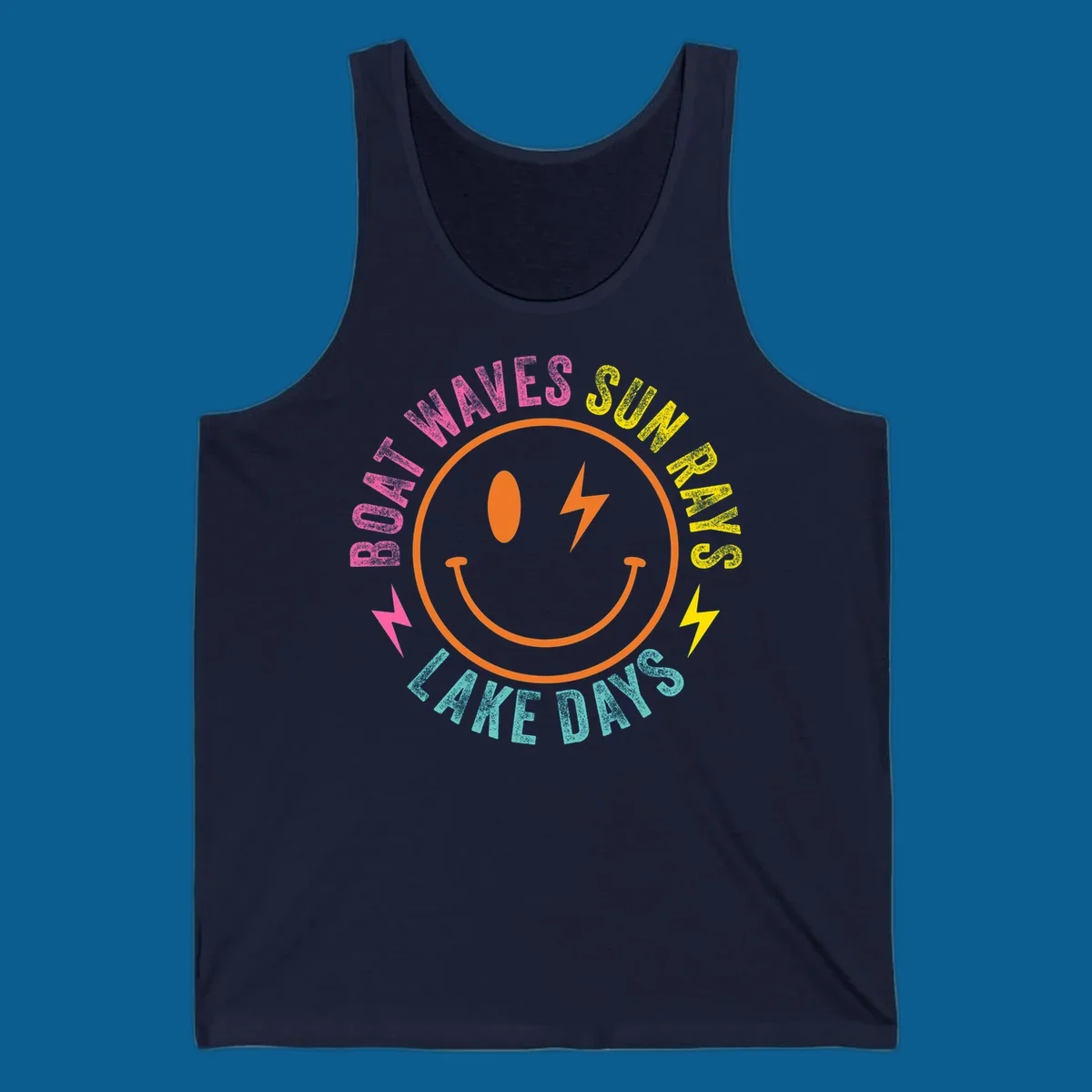 Smiley face with lightning bolt and text 'BOAT WAVES SUN RAYS LAKE DAYS' in a circle. Lake-life smiley.