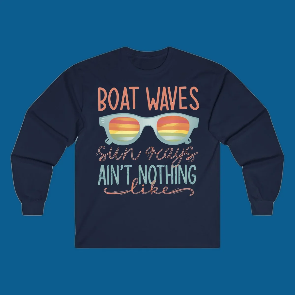 Boat waves and sunglasses with sunset reflection, text says 'sun rays ain't nothing like'