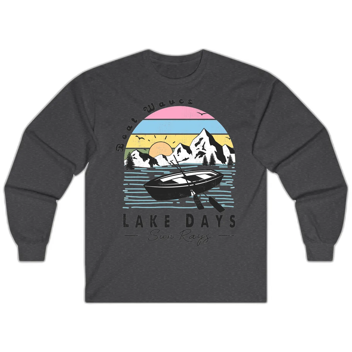 Lake Days Boat Sun Rays Scenic Long Sleeve in Dark Heather