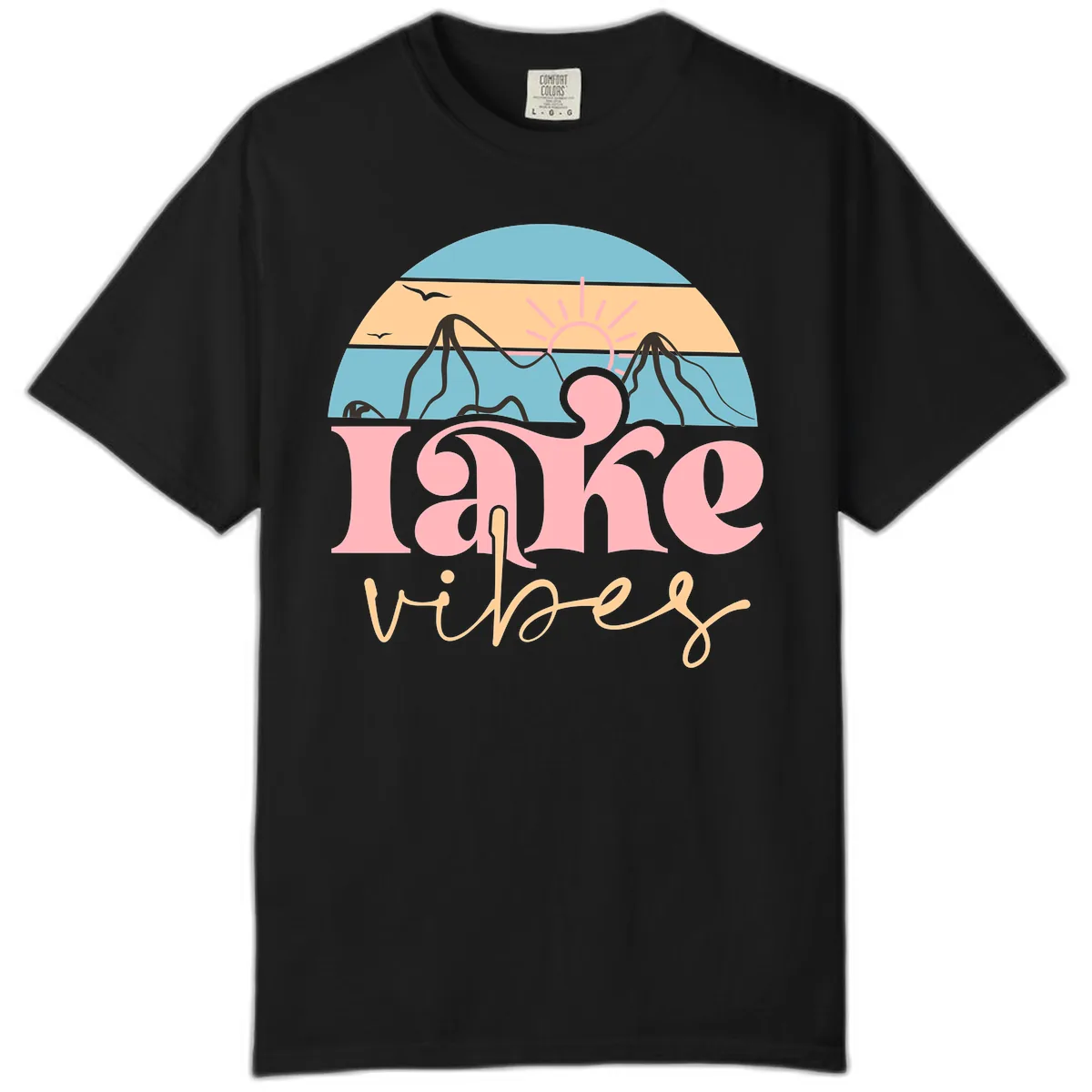 Lake Vibes Retro Sunset Mountain Comfort Color in Black