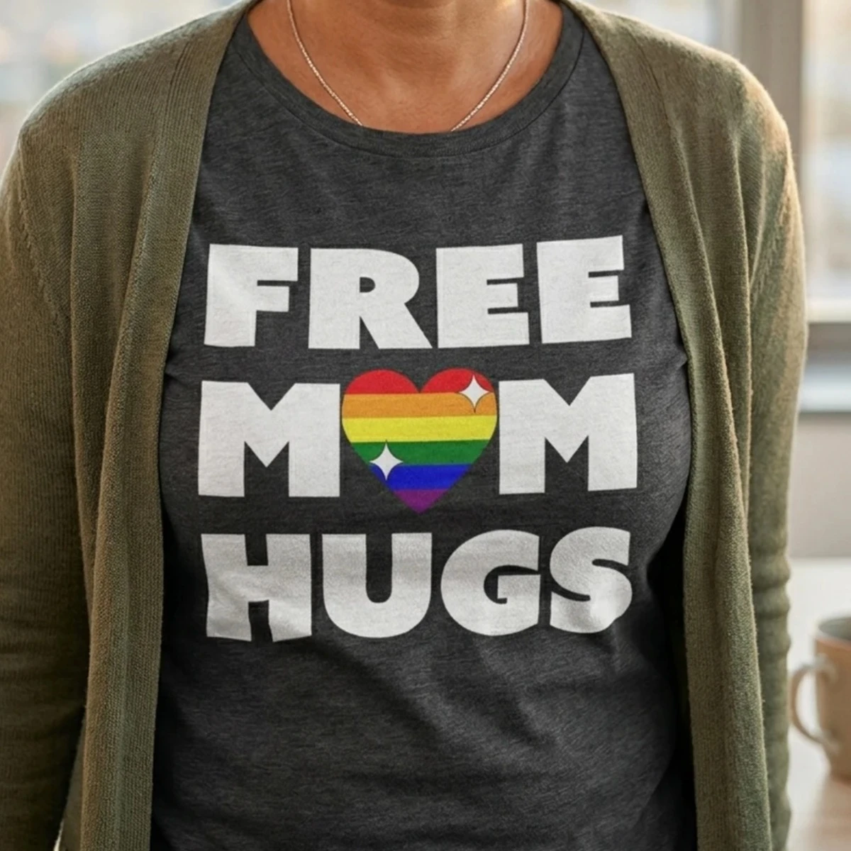 Free Mom Hugs Shirt – Rainbow Heart