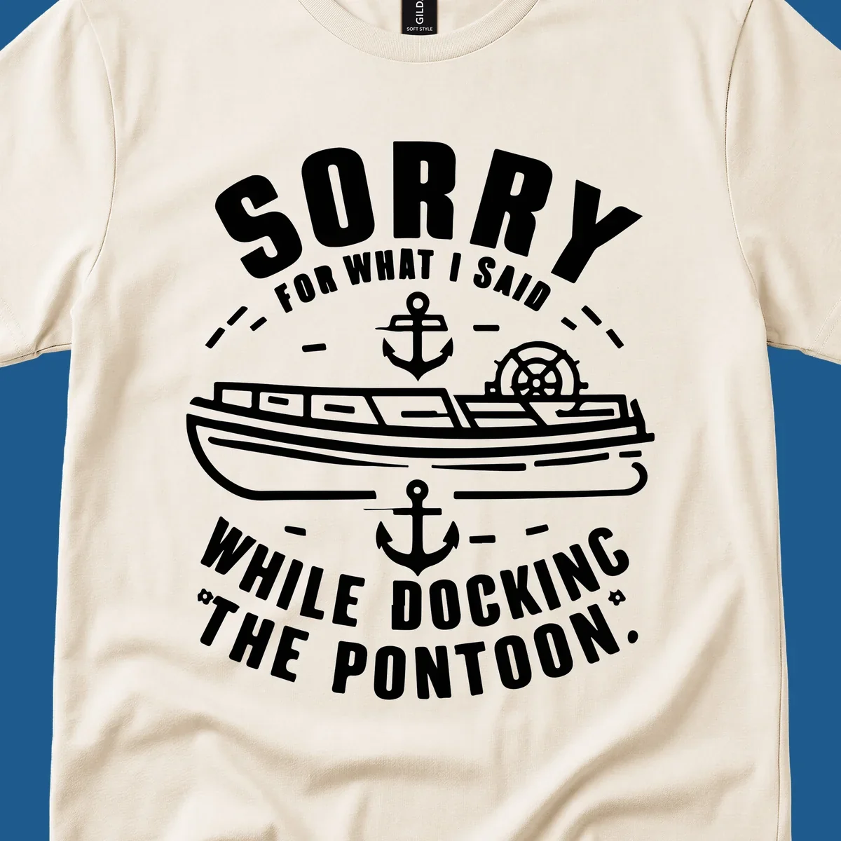 Text and illustration of a pontoon boat with anchors and a ship wheel, related to docking the pontoon.