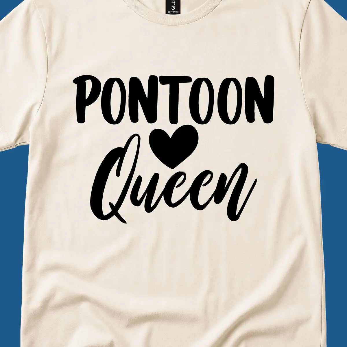 Pontoon Queen text with a heart graphic.
