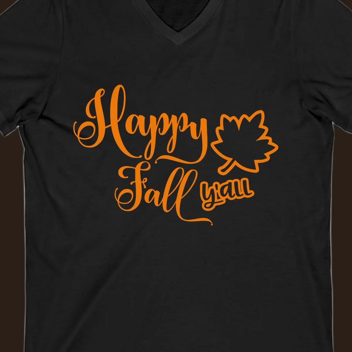 Happy Fall y'all text with autumn leaf outline for Thanksgiving shirts.