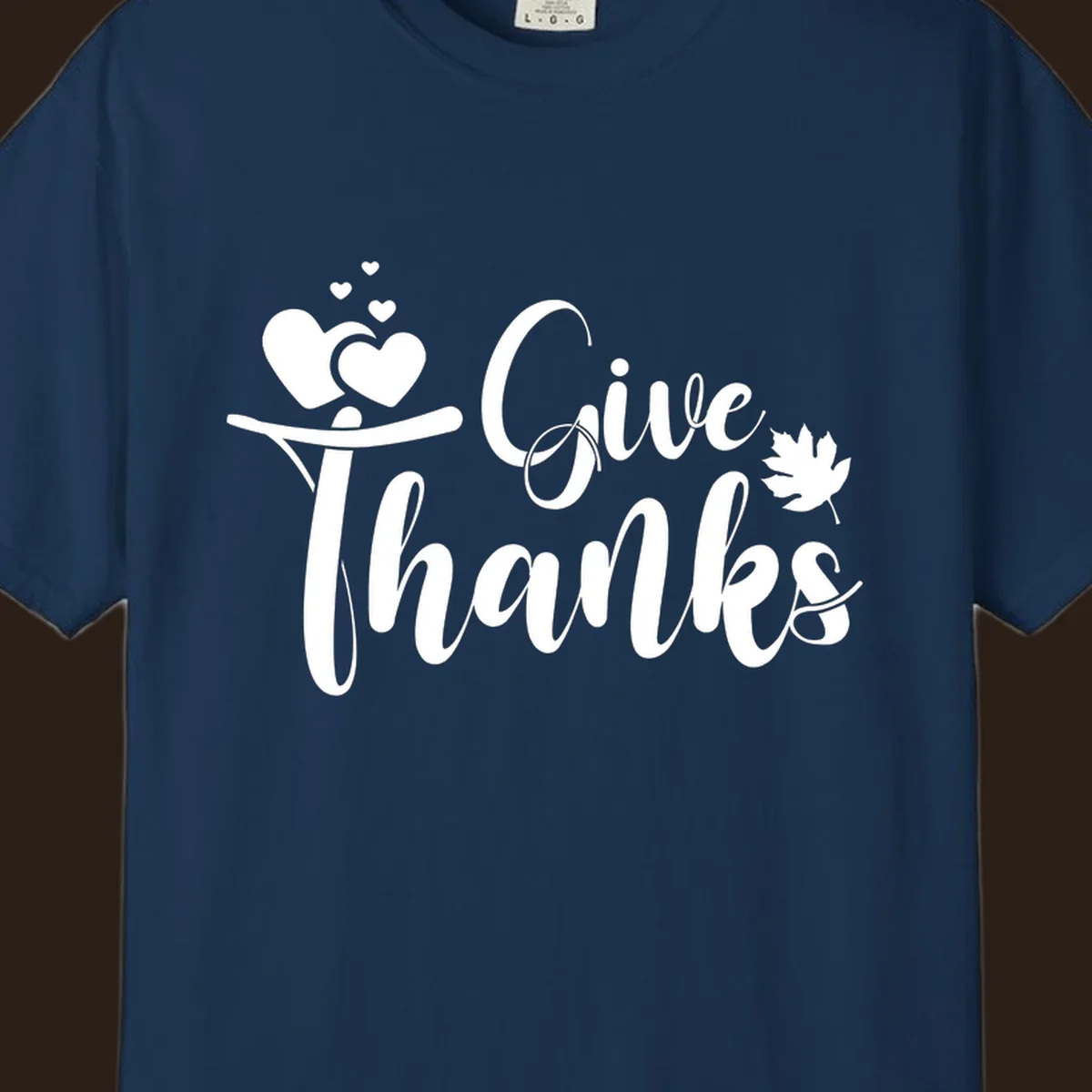Give Thanks Thanksgiving family design with hearts and maple leaf.