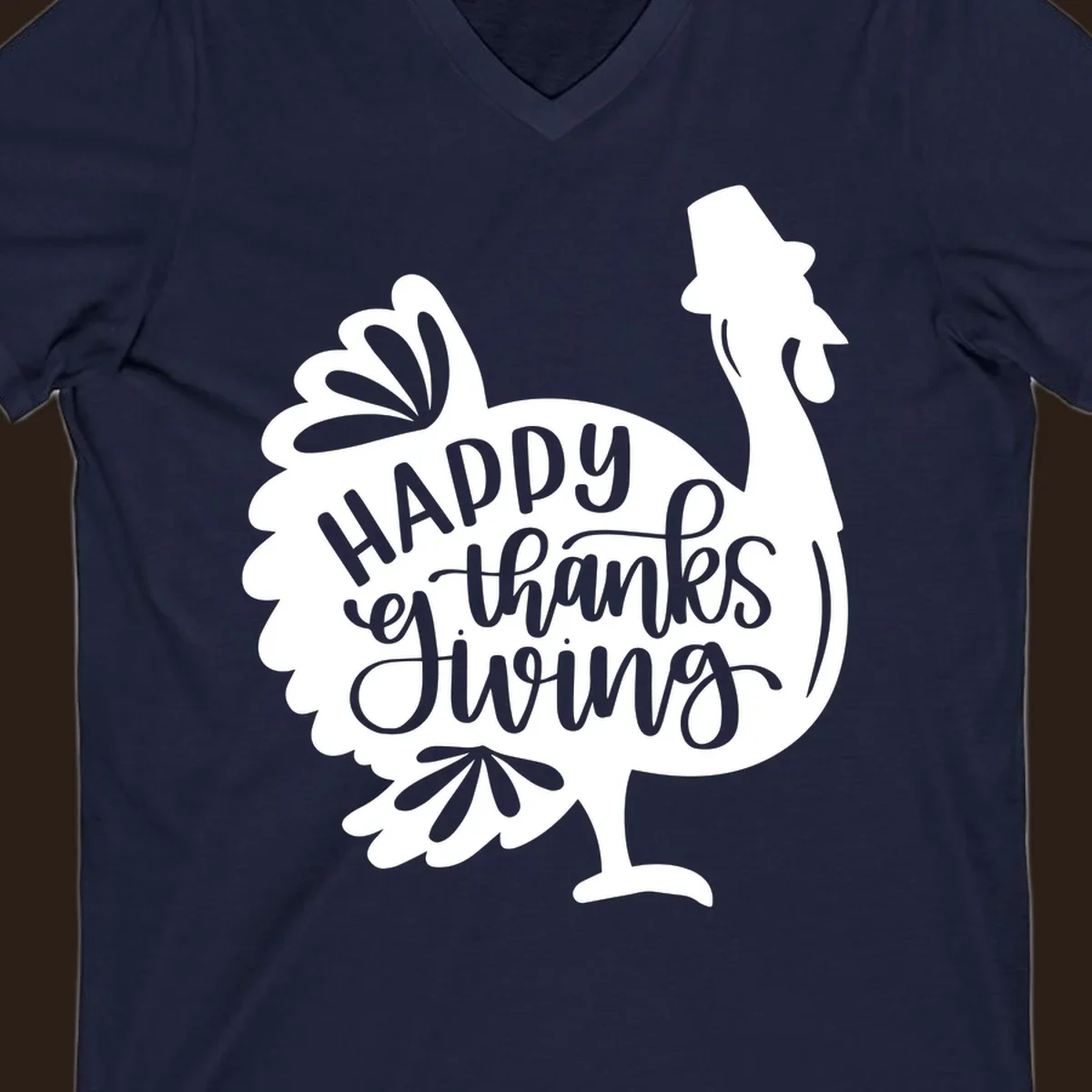 Happy Thanksgiving turkey illustration with typography for family dinner shirt.