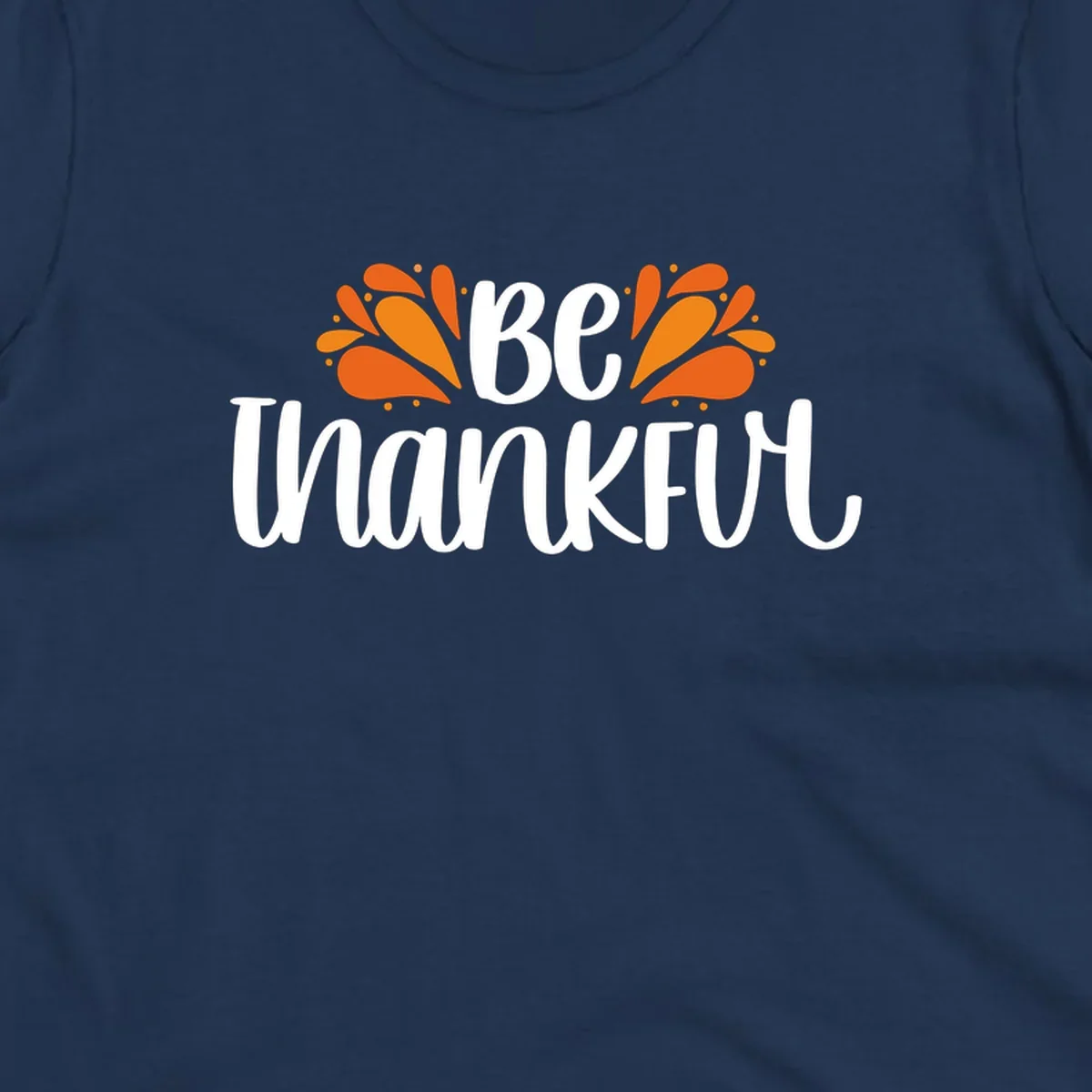 Be Thankful fall leaves typography design