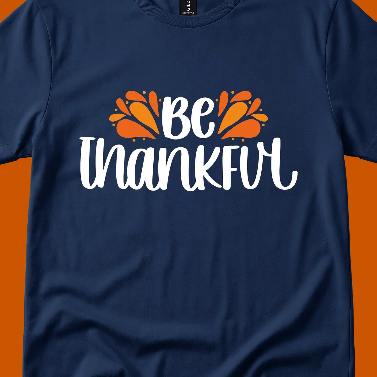 Be Thankful fall leaves typography design