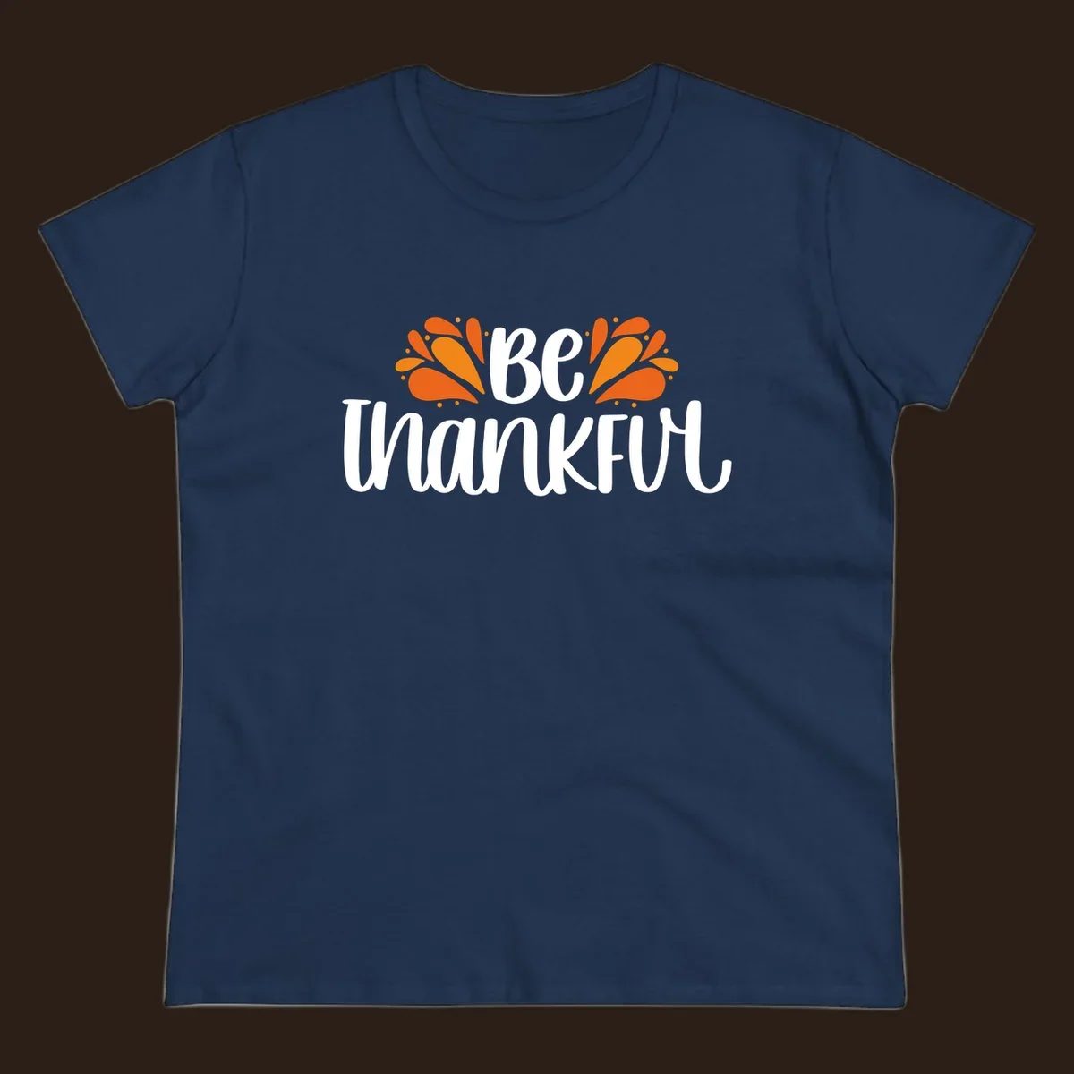 Be Thankful fall leaves typography design
