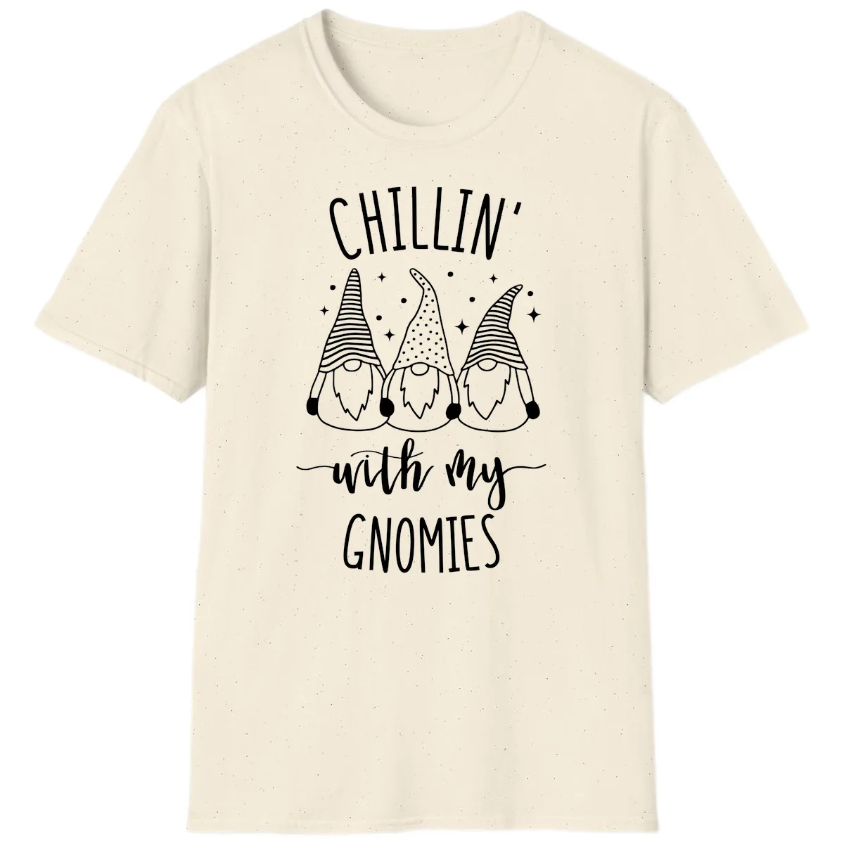 Chillin With My Gnomies Holiday Design T-Shirt in Natural