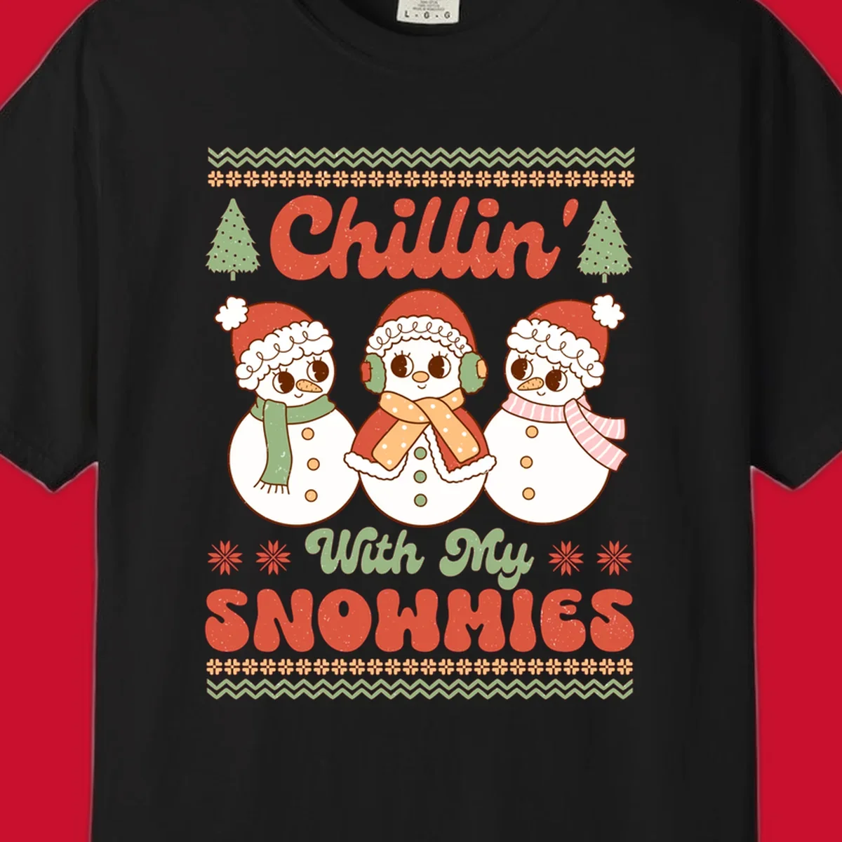 Chillin' With My Snowmies retro Christmas design with snowmen and text.