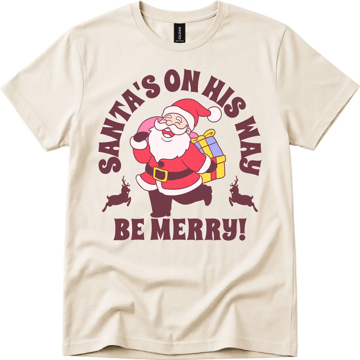 Santa's On His Way Be Merry T-Shirt in Natural